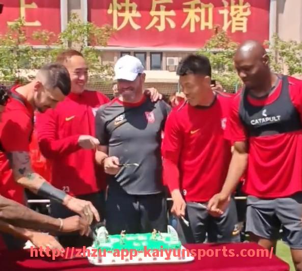 开云体育app下载-“1664”与英超球队球迷文化的关系探讨